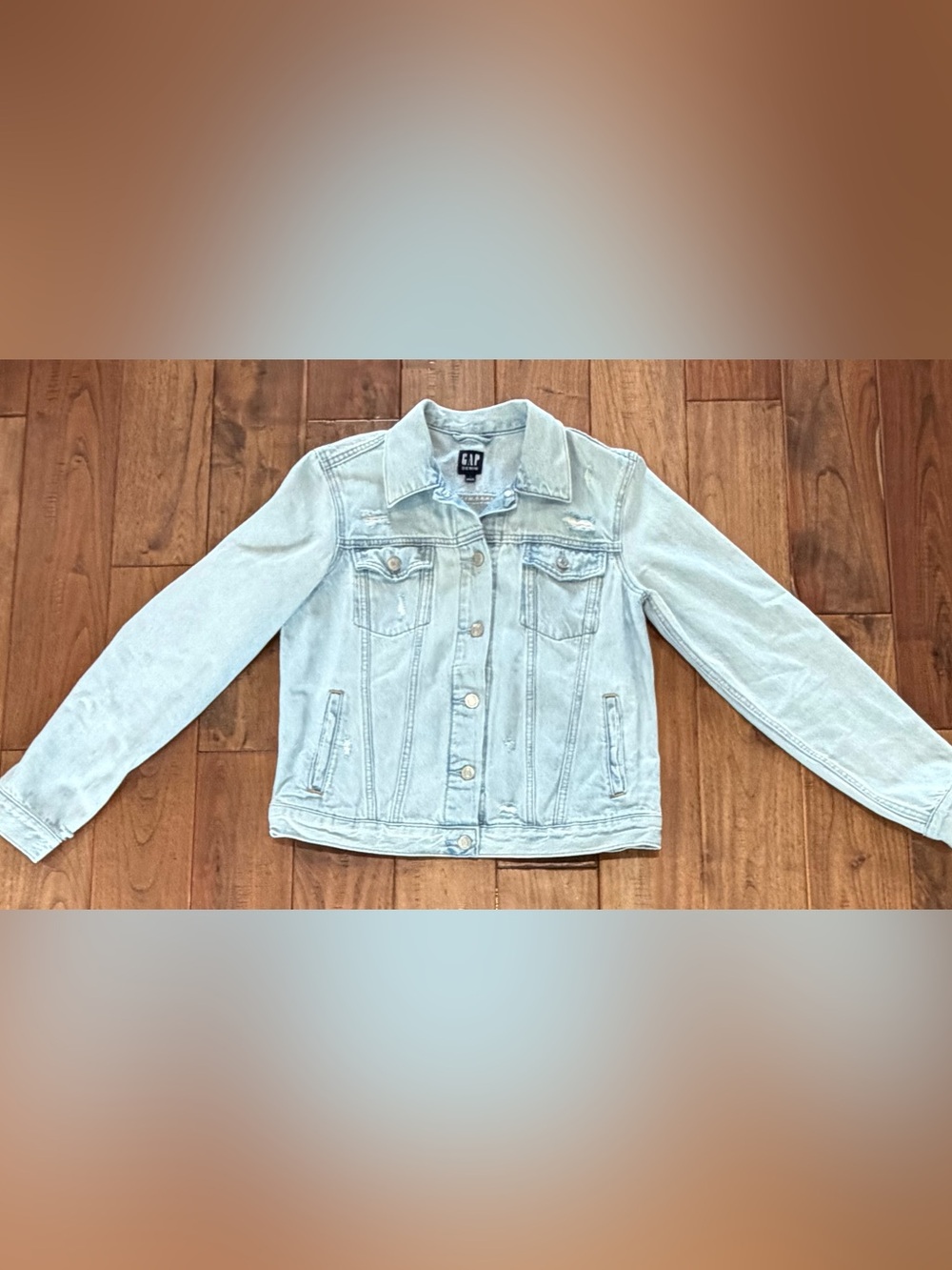 GAP Light Wash Blue Denim Jacket - Women's Jean Jacket